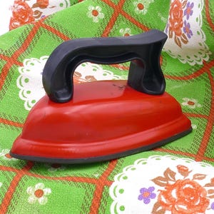 1950s Vintage Children&#39;s Aluminum Pretend Play Toy  Laundry Room Clothes Iron