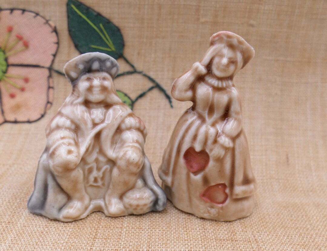 Vintage Glazed Ceramic Printers Tray Miniature Display Figurines