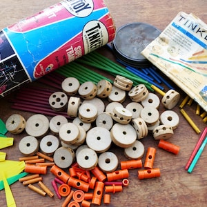 Vintage 1978 Gabriel The Original Tinkertoy Construction Set Super Transit Original Canister