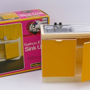 1970&#39;s Pedigree Sindy Eastham E-Line Kitchen Sink Unit #44548 Fashion Doll Furniture Original Box