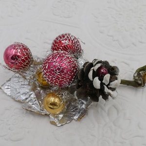 Vintage Christmas Festive Corsage Decoration