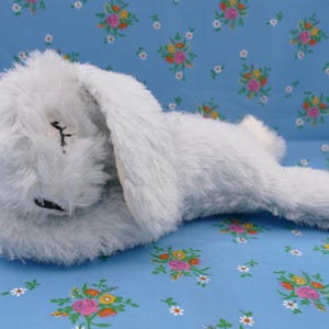 Vintage 1970&#39;s Steiff Sleeping Bunny Rabbit Floppy Synthetic Fur Plush Toy Germany