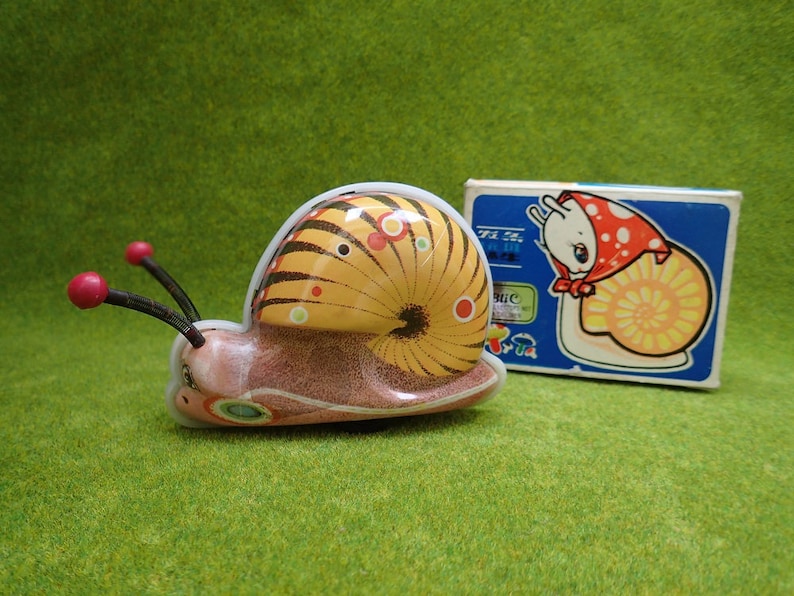 Tin Litho 1970's Wind-up Snail Crawler Original Box image 5