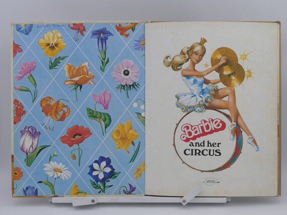 1976 Vintage Barbie Hardcover Picture Book 'barbie and Her