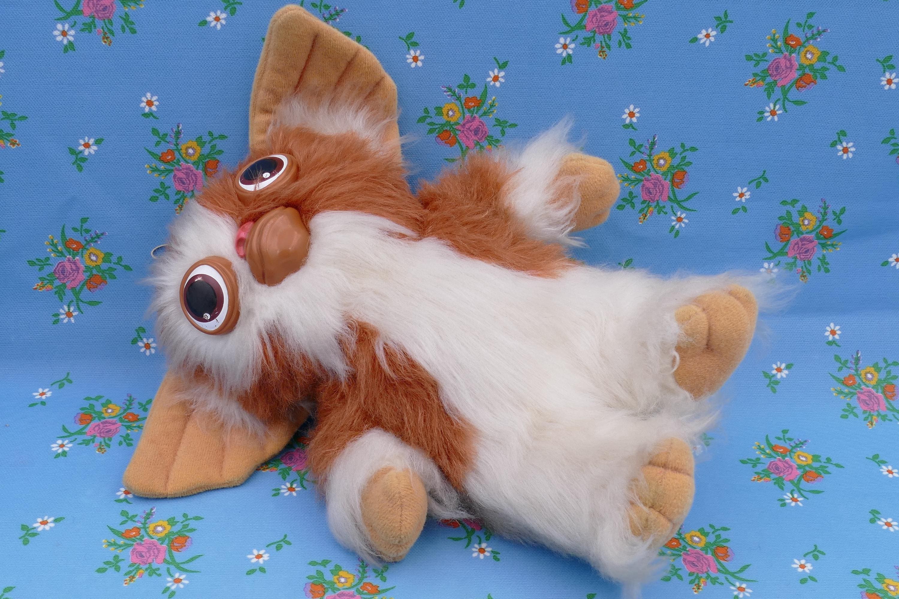 Vintage 1984 Hasbro Softies Gizmo Gremlin Squeaky Plush Soft Toy