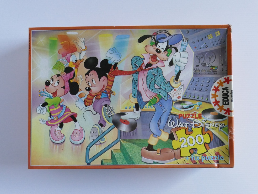 Walt Disney Mickey Mouse パズル ディズニー　ビンテージ Vintage 200 Piece Walt Disney Goofy Mickey Mouse Board Jigsaw