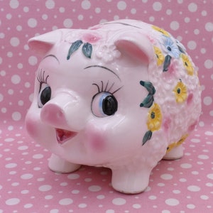 Hucha de cerámica vintage de los años 50 para decoración de habitación infantil, estilo retro, con colores pastel, estilo kawaii