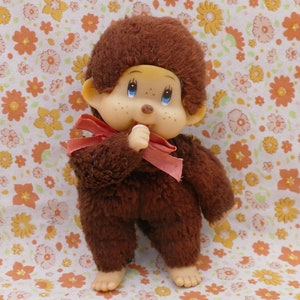 1970&#39;s Collectible Vintage Thumb Sucking Doll Soft Toy