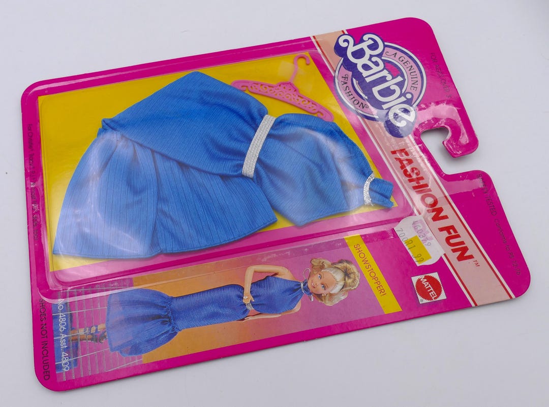 Poupée BARBIE 1962 MATTEL dans sa boite d'origine. Bon état