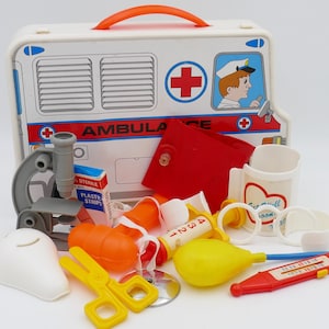 Vintage Ambulance Doctor&#39;s Case Playset Hospital Nurse First Aid Medical Pretend Play