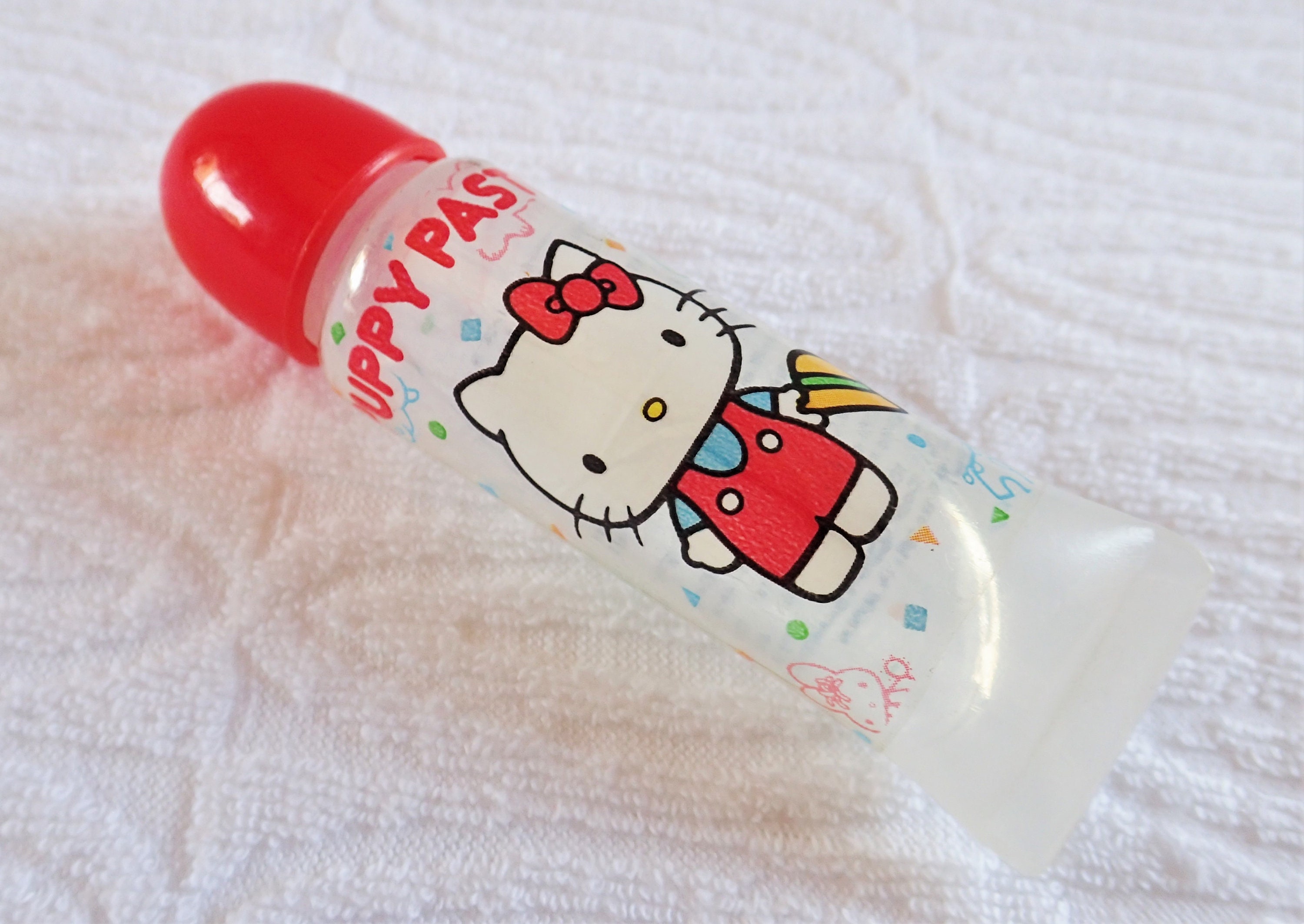 Vintage Hello Kitty Strawberry Scented Putty Eraser 1976-2004 New  Exc.Condition