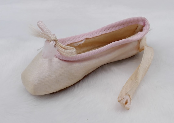 Capezio Vintage & Collectibles