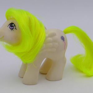 1983 G1 Surprise Baby Pegasus My Little Pony Toy Figurine Hasbro Hong Kong