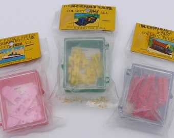 Série de puzzles de poche en plastique miniatures vintage des années 1950, emballage d'origine Hong Kong.
