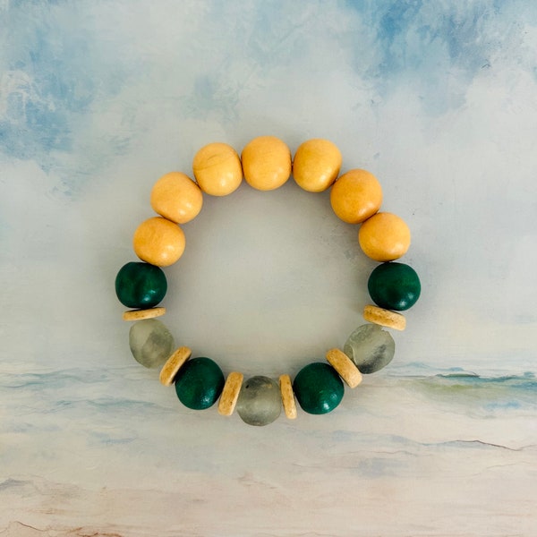 Beach-inspired bracelet, Handmade sea glass bracelet, Summer accessory, Boho beach bracelet, One-of-a-kind sea glass bracelet, Eco-friendly