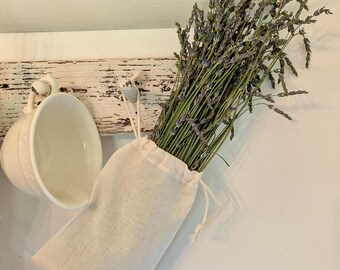 Dried Lavender Bouquet, Natural Summer Display, 12-Inch Bunch (Bag Included)