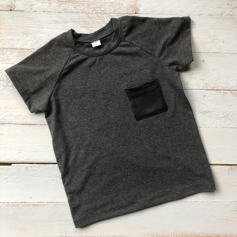 top/ Raglan Shirt/ tshirt/ raglan tee/ black raglan/ raglan/ Black Tshirt/ baby raglan/ Girl raglan/ boy tshirt leather Black T-shirt image 3