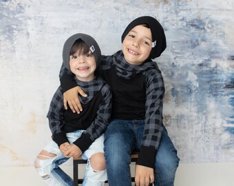 Plaid Raglan hoodie/ hoodie/ boy sweater / Black & grey hoodie/ Toddler hoodie sweater/baby raglan/ unisex raglan- buffalo plaid hoodie