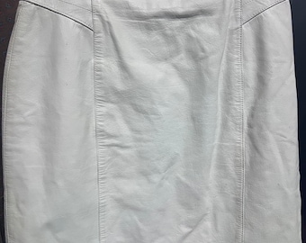 White Leather Rocker Biker 80s Style Skirt. Size 10. vintage fashion.