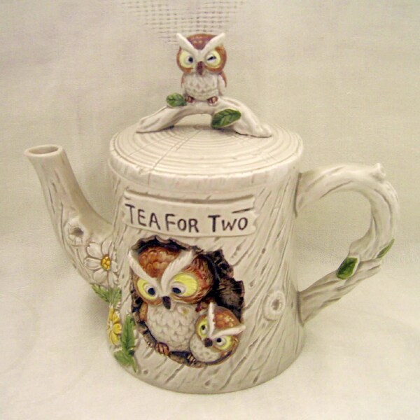 Vintage ENESCO 1977 "Tea For Two" Whimsical Owls Ceramic Teapot #E9202 MR