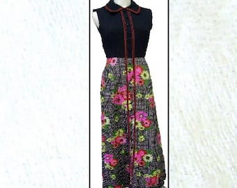 1970s Floral Cotton Maxi Dress, Sleeveless Pintuck Gown, Size 7/8