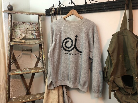 80s Cleveland institute of art sweatshirt | gray r