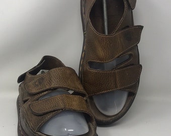dr martens fisherman