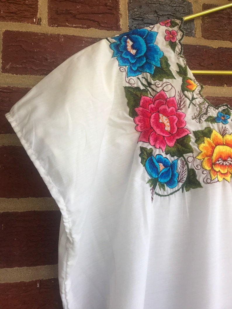 Embroidered Vintage Dress,embroidered,embroidered top,vintage,floral dress,floral top,summer,hipster,lightweight image 6