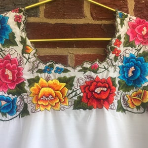 Embroidered Vintage Dress,embroidered,embroidered top,vintage,floral dress,floral top,summer,hipster,lightweight image 4