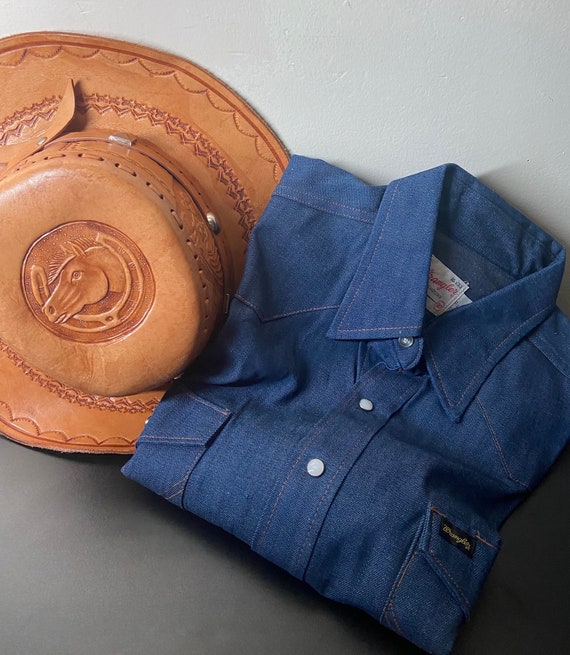 Vintage Wrangler man’s western denim snap shirt,vi