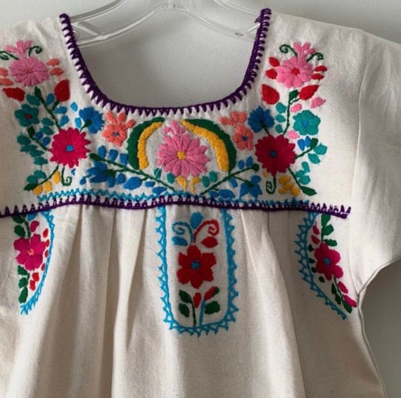 Girls Hand Embroidered Mexican dress,Tehuacan Gir… - image 3