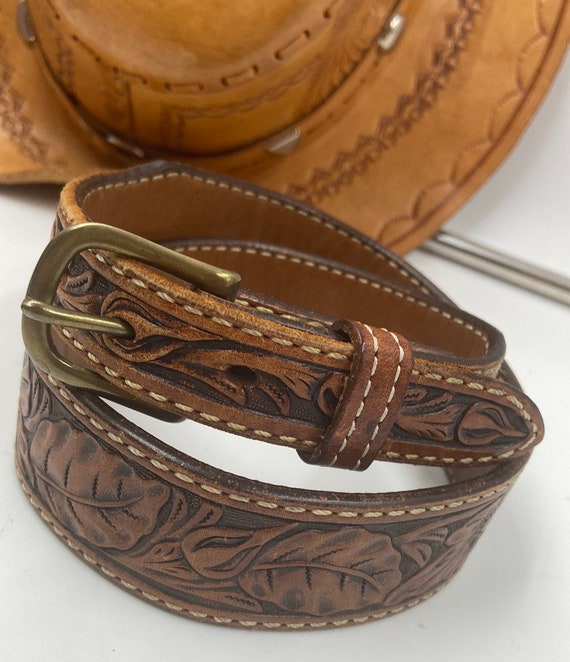 Vintage Tooled Leather Belt,leather belt,vintage,v