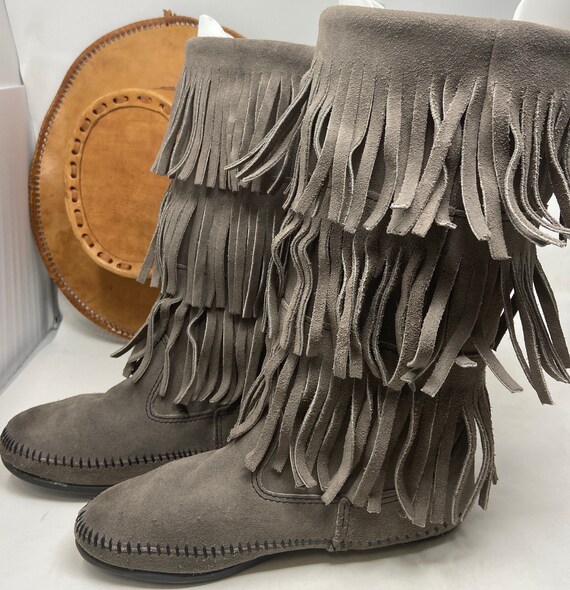 Minnetonka 3 tier fringe boots,fringe boots,mocca… - image 7