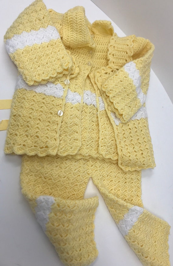 Vintage 80s handmade knit 3-6 month baby layette 3