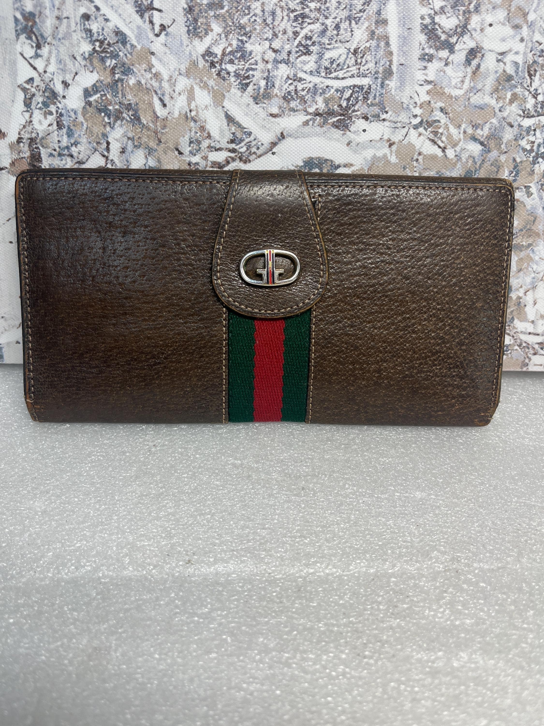 GUCCI 財布 ビンテージ Vintage GUCCI Accessory Collection Red Green Stripe Coin Wallet