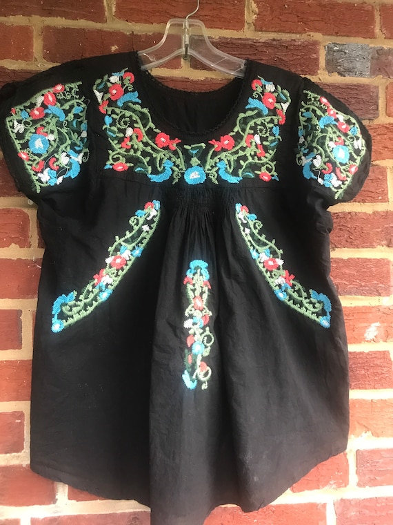 Embroidered Mexican Peasant Top,Embroidered top,Me