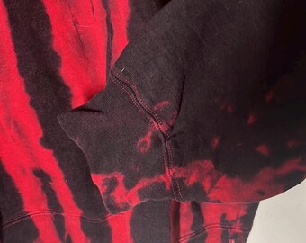 Supreme Small Box Crewneck “Red Tie Dye” Supreme Small Box Crewneck Red Tie Dye Sz XL Sweatshirt,90s