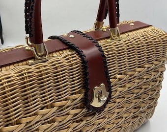 Vintage Atlas Princess Charming Handbag Shells Wicker Basket