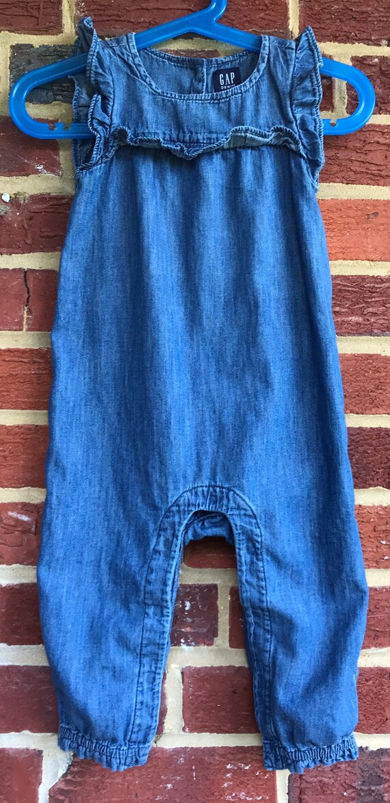 Gap denim romper,Gap,denim romper, denim overalls,