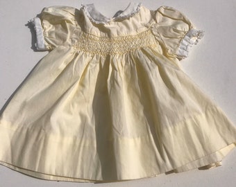Polly Flinders smocked Dress,Vintage Dress,Vintage Smocked Dress,baby dress,Vintage,Infant, infant dress, layette