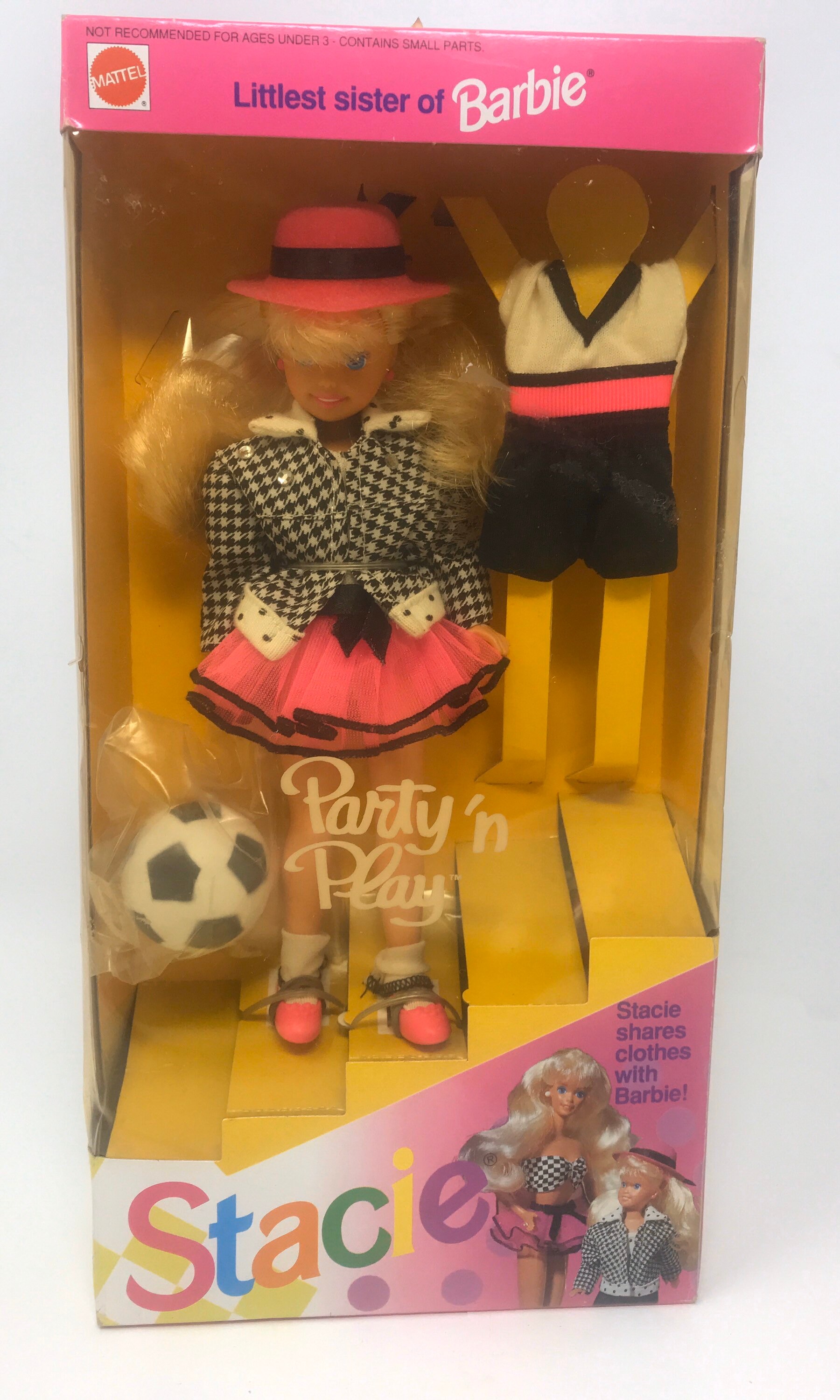 Barbie, Stacie, la hermana más pequeña de Barbie, década de 1990