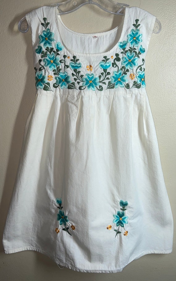 Embroidered Girls Dress,embroidered dress,girls dr