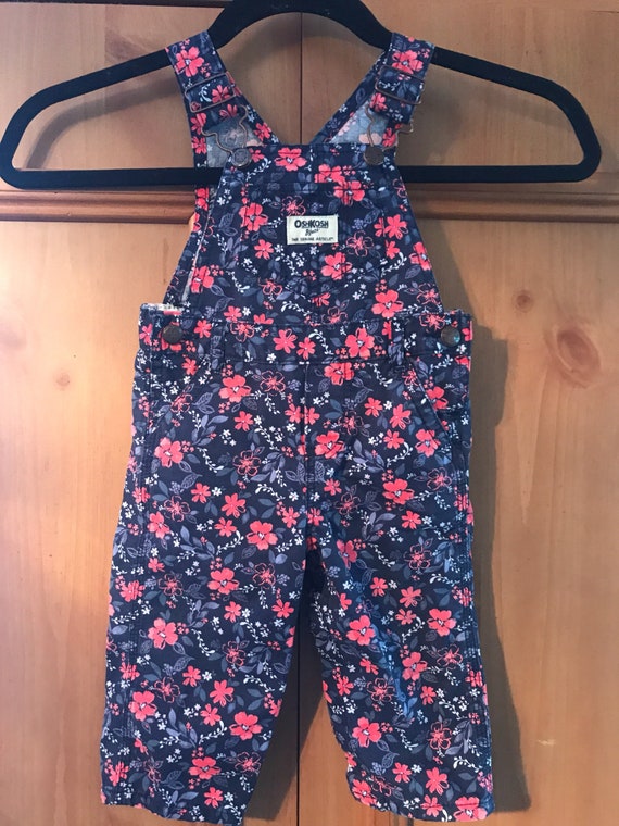 Oshkosh vestbak Vintage 9month floral overalls