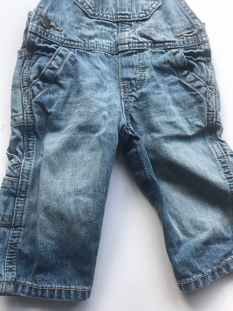 Oshkosh vestbak 6month denim overalls ,vintage denim ,jean overalls image 3