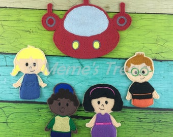 Set of 4 Finger Puppets and Rocket - Inspired by Einstein friends show