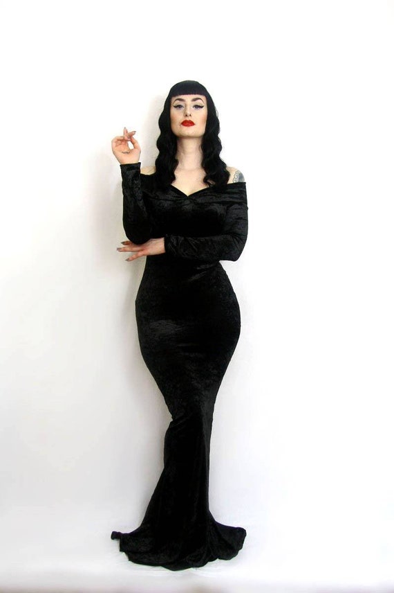 Morticia Addams Inspired Long Sleeve Off-the-shoulder Floor - Etsy Norway