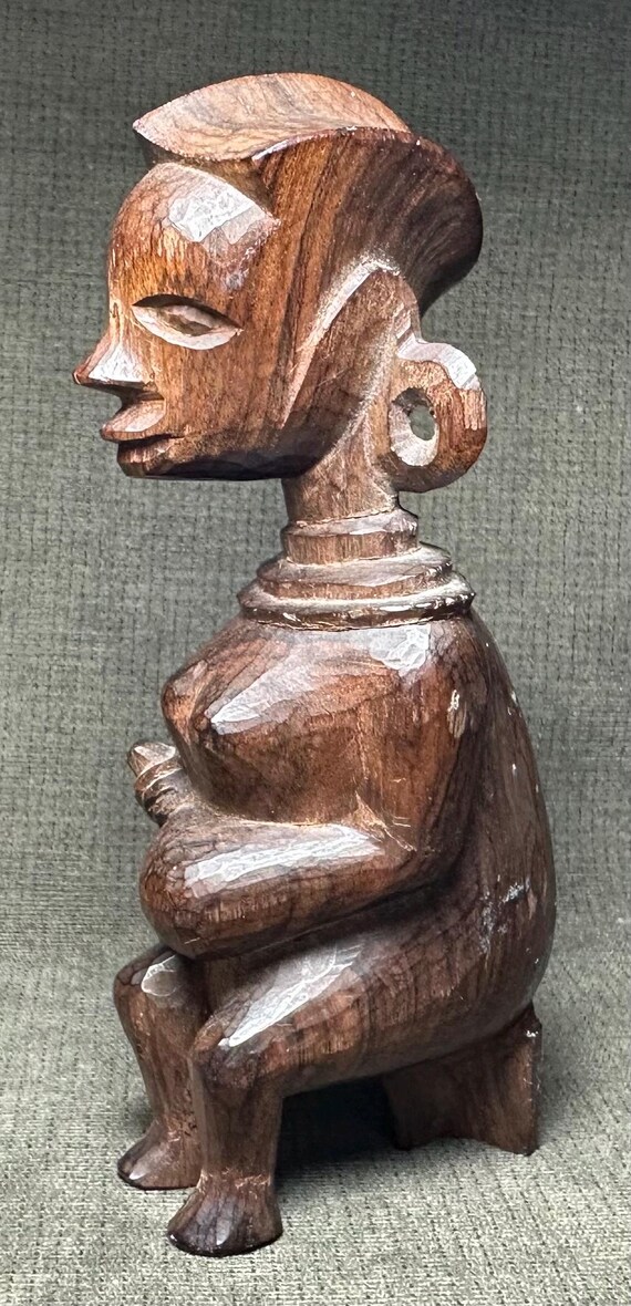 ヴィンテージアフリカ手彫り木製豊穣彫刻フィギュア高さ5インチ - Etsy ヴィンテージアフリカ手彫り木製豊穣彫刻フィギュア高さ5インチ - Etsy