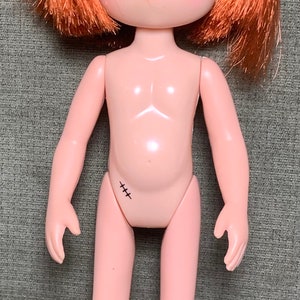 Vintage 1999 Madeline W/Abdomen Scar Rare Nicole Doll House Carrying Case Outfit image 3