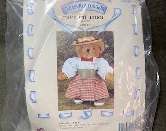 NEW Treasured Toggery 11 Piece Bear Clothing Set Tee-Off Trudi Golfer 82116