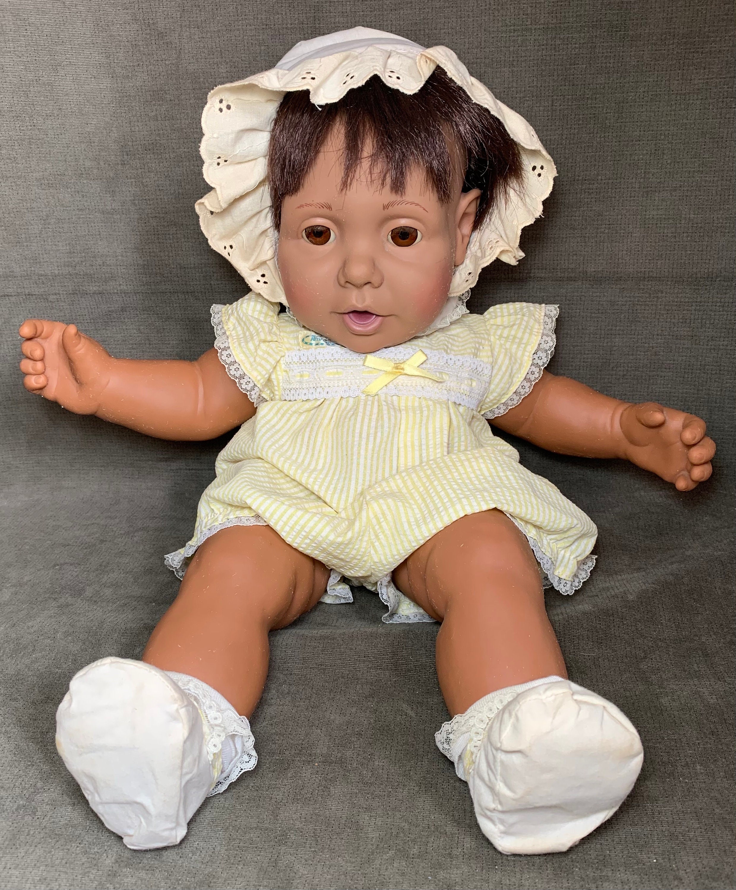 Hasbro real sales baby doll 1980's